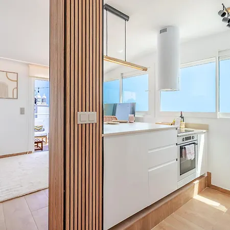 Sandora Pearl - Sea View Penthouse With Jacuzzi, Steps From The & Old Town אלבופיירה