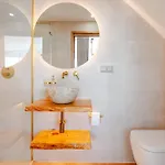 아파트 Sandora Pearl - Sea View Penthouse With Jacuzzi, Steps From The & Old Town