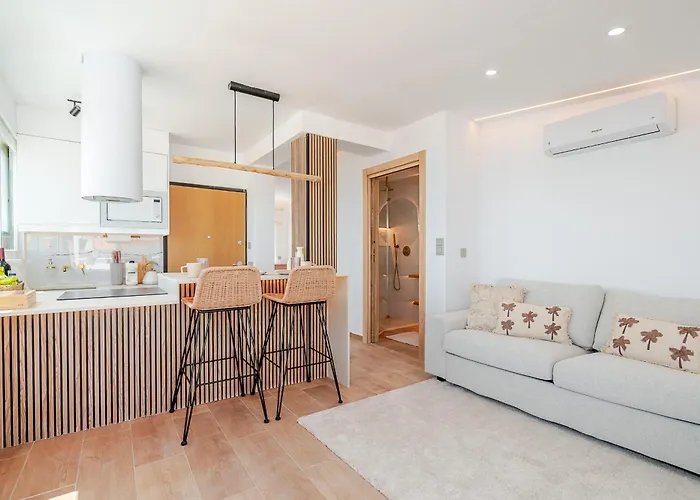 아파트 Sandora Pearl By Seareen, Penthouse With Sea View *